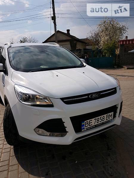 Ford Kuga 2016  випуску Миколаїв з двигуном 2 л дизель позашляховик автомат за 21000 долл. 