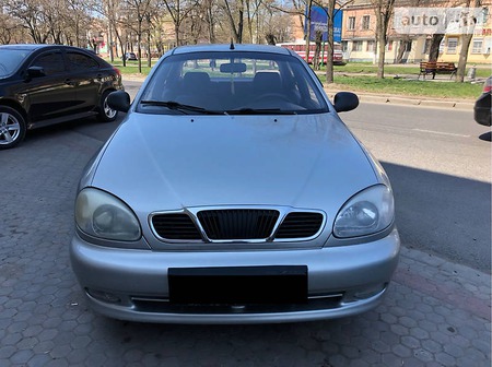 Daewoo Lanos 2010  випуску Миколаїв з двигуном 1.6 л бензин седан механіка за 3999 долл. 