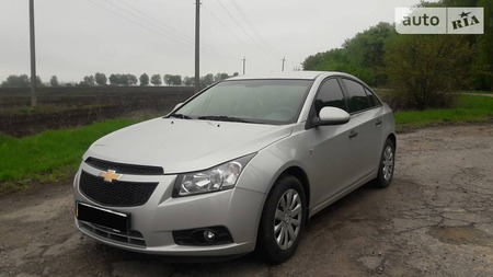 Chevrolet Cruze 2010  випуску Київ з двигуном 1.6 л бензин седан механіка за 10500 долл. 