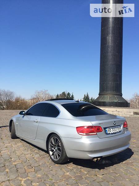 BMW 325 2006  випуску Житомир з двигуном 2.5 л газ купе автомат за 11400 долл. 