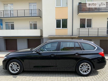 BMW 318 2015  випуску Ужгород з двигуном 2 л дизель універсал механіка за 16600 долл. 