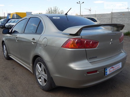 Mitsubishi Lancer 2008  випуску Миколаїв з двигуном 2 л бензин седан механіка за 8699 долл. 