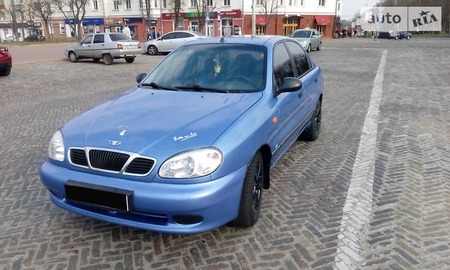 Daewoo Lanos 2007  випуску Чернігів з двигуном 1.4 л газ седан механіка за 3700 долл. 