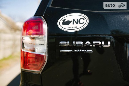 Subaru Forester 2014  випуску Рівне з двигуном 2.5 л газ позашляховик автомат за 14800 долл. 