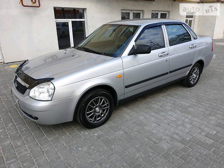 Lada 2170 2007  випуску Київ з двигуном 1.6 л бензин седан механіка за 3750 долл. 