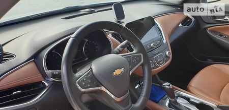 Chevrolet Malibu 2016  випуску Херсон з двигуном 1.5 л бензин седан автомат за 16500 долл. 