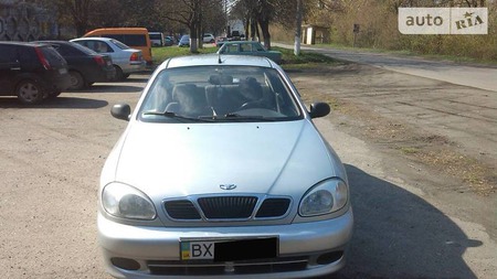 Daewoo Lanos 2008  випуску Хмельницький з двигуном 1.4 л газ седан механіка за 3400 долл. 