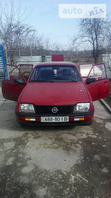 Opel Ascona 1992  випуску Івано-Франківськ з двигуном 2 л газ седан механіка за 1100 долл. 