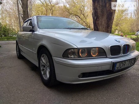 BMW 525 2003  випуску Миколаїв з двигуном 2.5 л дизель седан автомат за 1999 долл. 