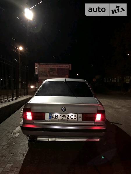 BMW 525 1995  випуску Вінниця з двигуном 2.5 л газ седан механіка за 4500 долл. 