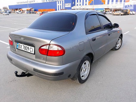 Daewoo Lanos 2008  випуску Хмельницький з двигуном 1.4 л газ седан механіка за 3780 долл. 