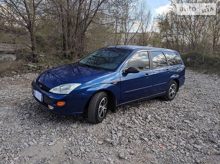 Ford Focus 1999  випуску Дніпро з двигуном 1.6 л газ універсал механіка за 5700 долл. 