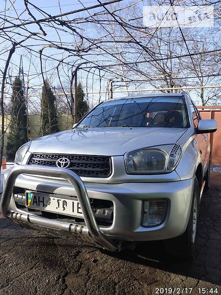 Toyota RAV 4 2000  випуску Донецьк з двигуном 1.8 л бензин позашляховик механіка за 6500 долл. 