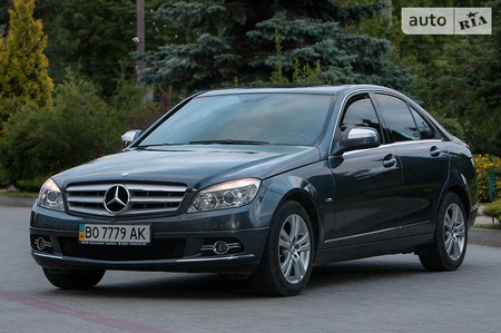 Mercedes-Benz C клас 2007  випуску Тернопіль з двигуном 1.8 л бензин седан механіка за 11500 долл. 