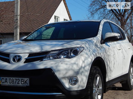 Toyota RAV 4 2013  випуску Черкаси з двигуном 2 л газ позашляховик механіка за 18500 долл. 