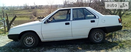 Mitsubishi Lancer 1985  випуску Дніпро з двигуном 1.8 л дизель седан механіка за 60000 грн. 