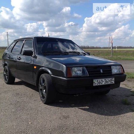 Lada 2109 1994  випуску Запоріжжя з двигуном 1.5 л газ хэтчбек механіка за 1999 долл. 