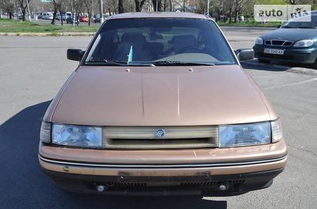 Ford Mercury 1993  випуску Миколаїв з двигуном 1.9 л бензин седан автомат за 2999 долл. 