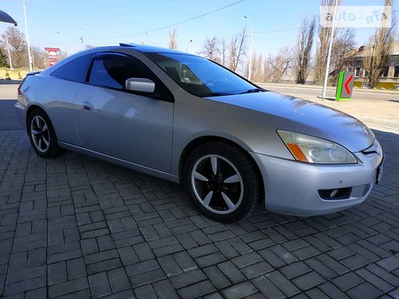 Honda Accord 2004  випуску Суми з двигуном 3 л газ купе автомат за 8999 долл. 