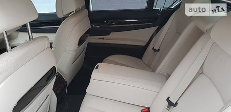 BMW 740 2014  випуску Ужгород з двигуном 3 л дизель седан автомат за 35500 долл. 