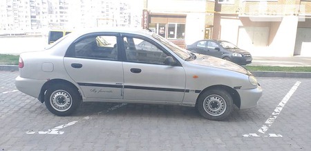 Daewoo Sens 2004  випуску Хмельницький з двигуном 1.3 л газ седан  за 2650 долл. 