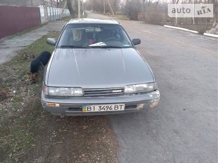 Mazda 626 1989  випуску Полтава з двигуном 2 л газ ліфтбек механіка за 1400 долл. 