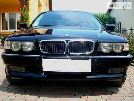 BMW 728 2001  випуску Львів з двигуном 2.8 л газ седан автомат за 7000 долл. 