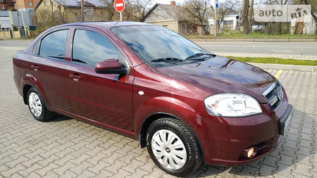 Chevrolet Aveo 2013  випуску Хмельницький з двигуном 1.5 л газ седан механіка за 6500 долл. 