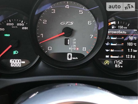 Porsche Macan 2017  випуску Дніпро з двигуном 0 л  позашляховик  за 77000 долл. 