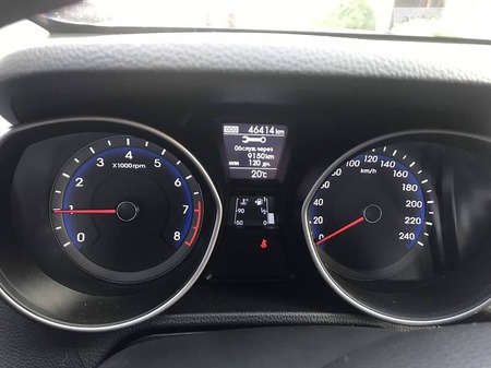 Hyundai i30 2014  випуску Ужгород з двигуном 1.4 л бензин хэтчбек механіка за 11700 долл. 