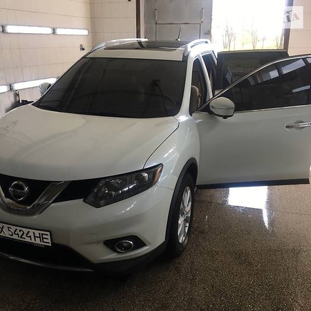 Nissan Rogue 2014  випуску Харків з двигуном 2.5 л бензин позашляховик автомат за 17500 долл. 