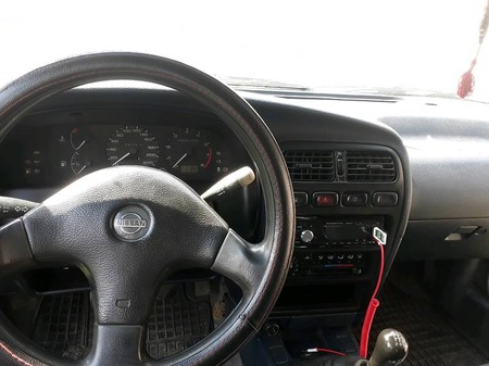 Nissan Primera 1993  випуску Миколаїв з двигуном 2 л бензин седан механіка за 2800 долл. 