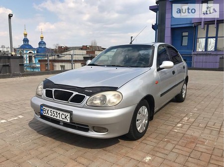 Daewoo Lanos 2004  випуску Хмельницький з двигуном 1.5 л газ хэтчбек механіка за 2700 долл. 