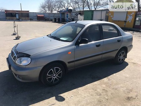 Daewoo Lanos 2008  випуску Хмельницький з двигуном 1.5 л газ седан механіка за 3400 долл. 