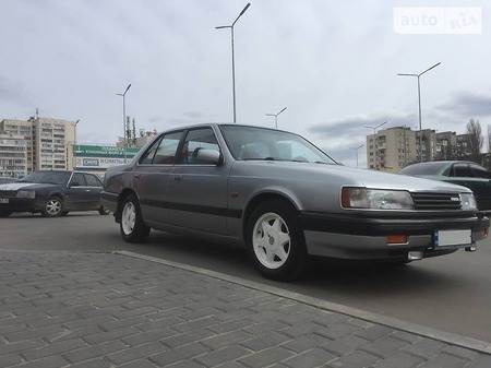 Mazda 929 1990  випуску Харків з двигуном 2.2 л газ седан механіка за 2400 долл. 
