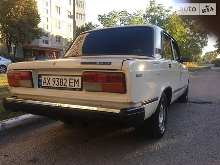 Lada 2107 1996  випуску Харків з двигуном 1.3 л газ седан механіка за 1500 долл. 