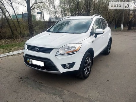 Ford Kuga 2011  випуску Київ з двигуном 2 л дизель позашляховик механіка за 12900 долл. 