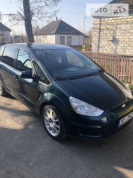 Ford S-Max 2007  випуску Київ з двигуном 0 л дизель мінівен механіка за 3000 долл. 