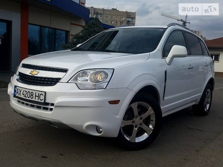 Chevrolet Captiva 2012  випуску Харків з двигуном 2.4 л бензин позашляховик автомат за 10800 долл. 