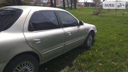 KIA Clarus 1998  випуску Хмельницький з двигуном 2 л газ седан механіка за 3650 долл. 