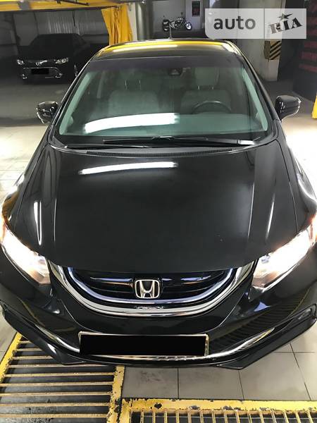 Honda Civic 2015  випуску Одеса з двигуном 1.5 л гібрид седан автомат за 16350 долл. 