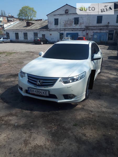 Honda Accord 2012  випуску Суми з двигуном 2.4 л газ седан автомат за 16200 долл. 