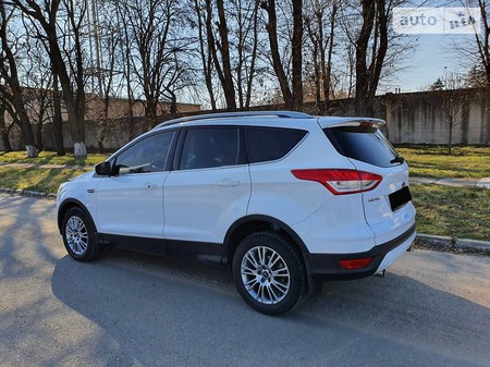 Ford Kuga 2013  випуску Кропивницький з двигуном 2 л дизель позашляховик автомат за 18800 долл. 