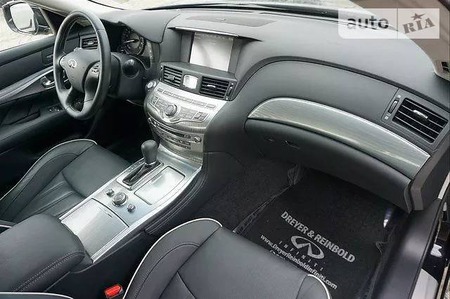 Infiniti Q70 2019  випуску Київ з двигуном 0 л  седан  за 23600 долл. 