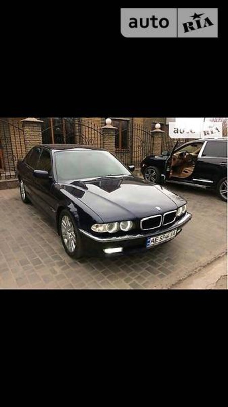 BMW 750 1996  випуску Дніпро з двигуном 0 л бензин седан автомат за 5200 долл. 