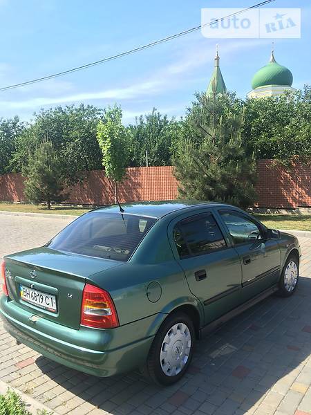 Opel Astra 2007  випуску Одеса з двигуном 1.4 л бензин седан механіка за 6300 долл. 