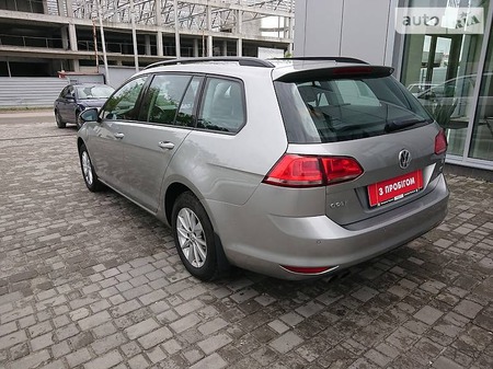 Volkswagen Golf Variant 2013  випуску Дніпро з двигуном 1.4 л бензин універсал автомат за 12200 долл. 