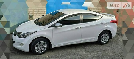 Hyundai Elantra 2012  випуску Дніпро з двигуном 1.6 л газ седан механіка за 11200 долл. 