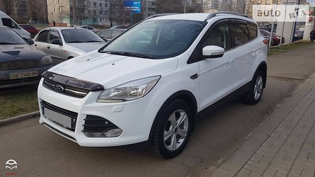 Ford Kuga 2015  випуску Миколаїв з двигуном 2 л дизель позашляховик автомат за 19990 долл. 