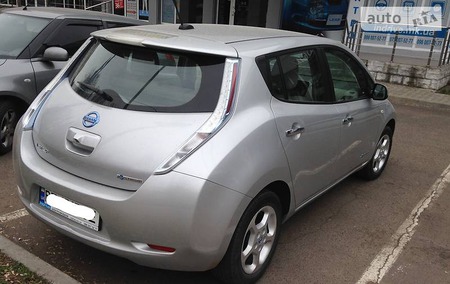 Nissan Leaf 2011  випуску Миколаїв з двигуном 0 л електро хэтчбек автомат за 11300 долл. 